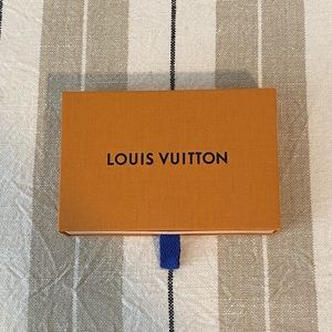 Louis Vuitton slide box